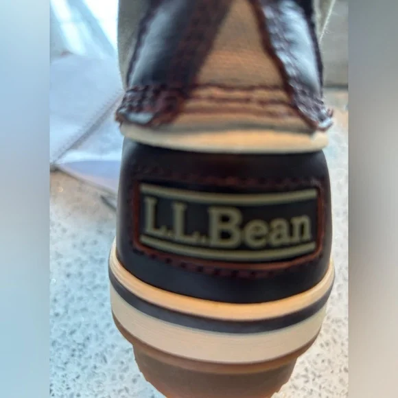 L.L. Bean Women's Olive and Chocolate Winter Canvas Boots - Picture 6 of 6